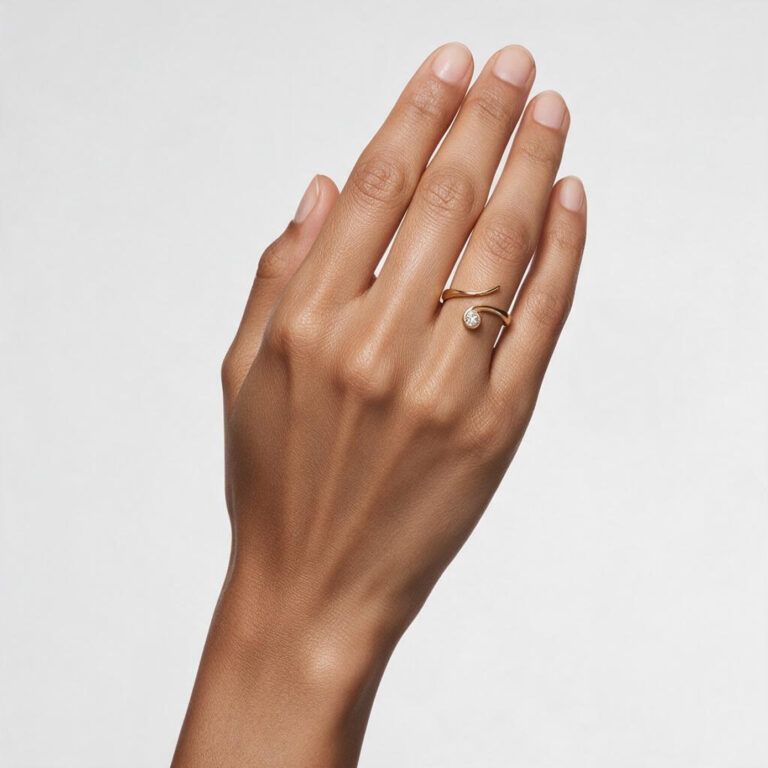 Komet.ring.hand