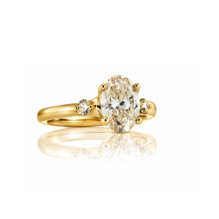 Gala.3oval.gold.√√